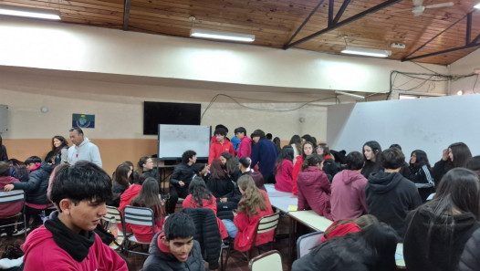 imagen En el marco de las Prácticas Socioeducativas, estudiantes de la escuela participaron de la jornada del trayecto formativo "Jóvenes Promotores de Salud"
