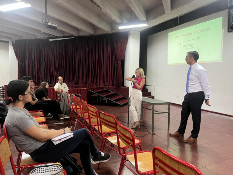 imagen Inició el taller de ingreso a Derecho en el Magisterio