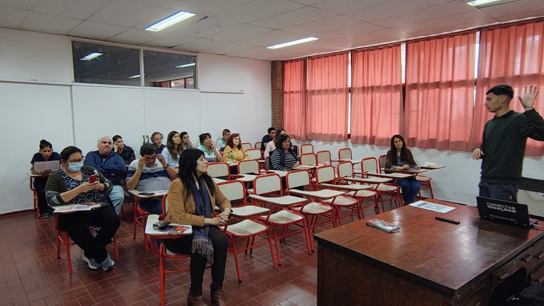 imagen Se realizó una capacitación sobre preparación ante situaciones de emergencia