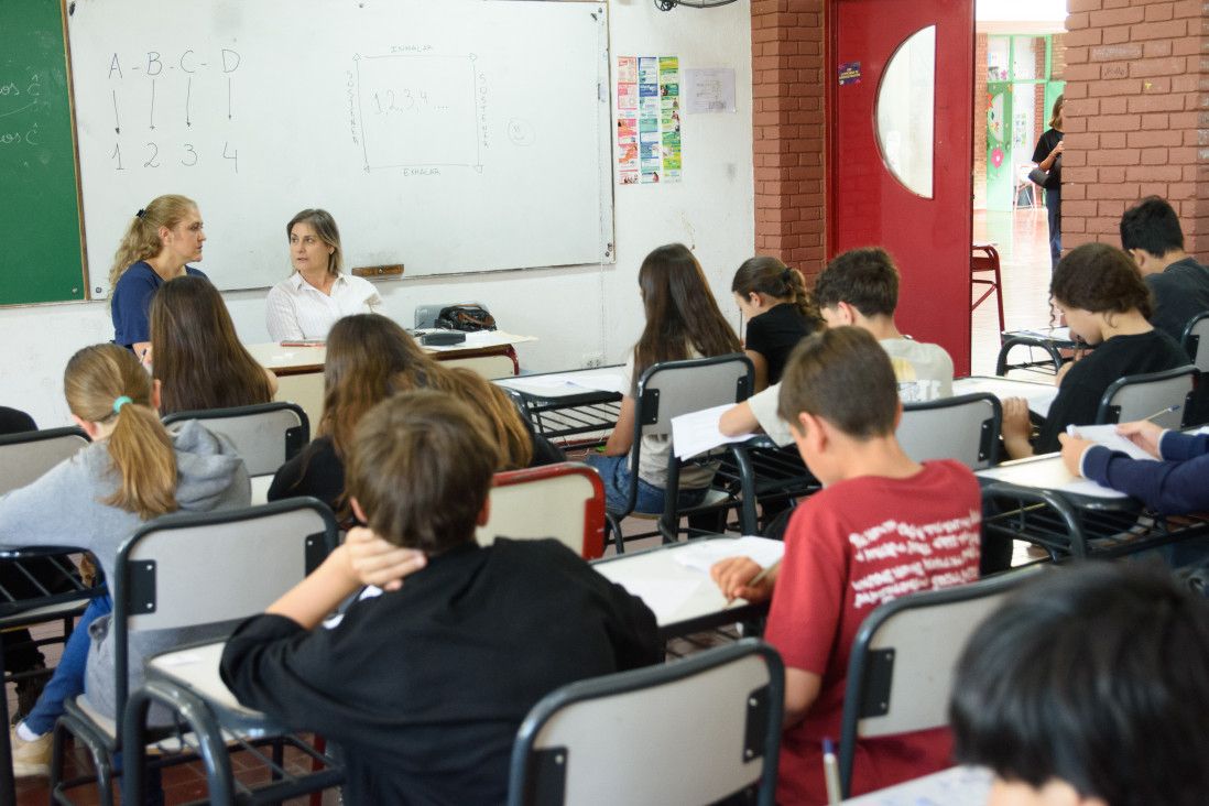 imagen Inscripciones abiertas para la jornada «Adultos disponibles: cómo hablar con adolescentes de lo que incomoda, duele y asusta»
