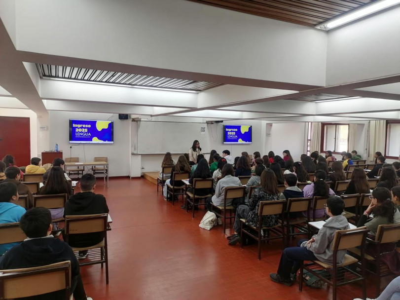 imagen Ingreso a escuelas de la UNCuyo: 2.300 aspirantes participaron del primer encuentro presencial