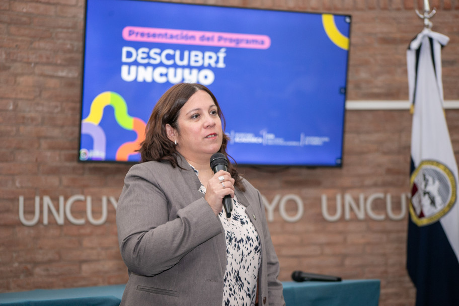 imagen La UNCUYO lanzó un portal que te ayuda a elegir tu carrera