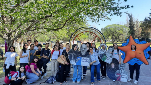 imagen Estudiantes del DAD participaron en la muestra interactiva MENDOCIENCIA