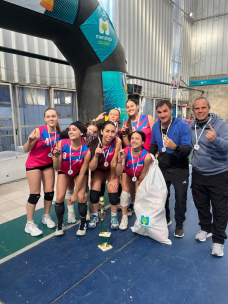 imagen  Nuestros equipos brillaron en los Juegos Intercolegiales de Capital