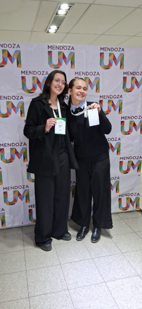 imagen Estudiantes de la escuela participaron del Modelo de Naciones Unidas "Uniendo Metas: Jóvenes para el futuro"