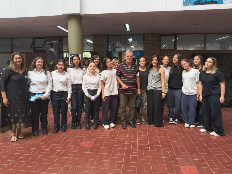 imagen Se llevó a cabo el acto en conmemoración al Día del veterano y caídos en la Guerra de Malvinas