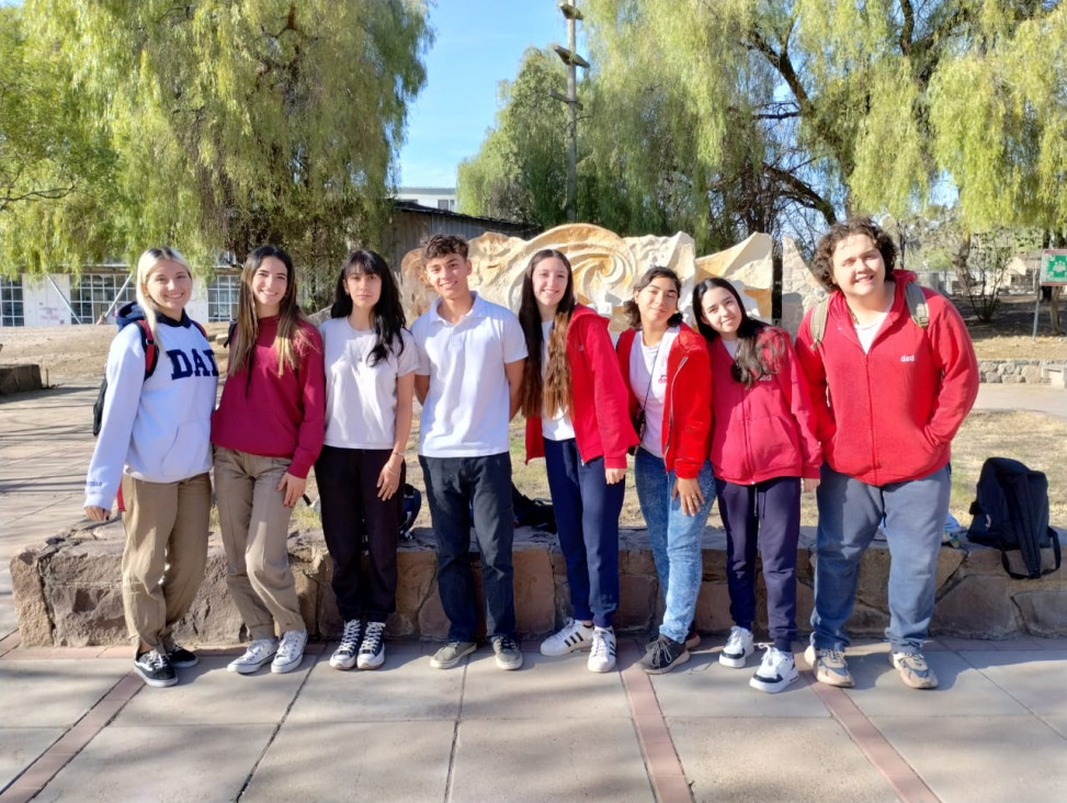 imagen Estudiantes de 4to y 5to año rindieron el examen de competencia lingüística nivel B 1 para acreditar su nivel de inglés