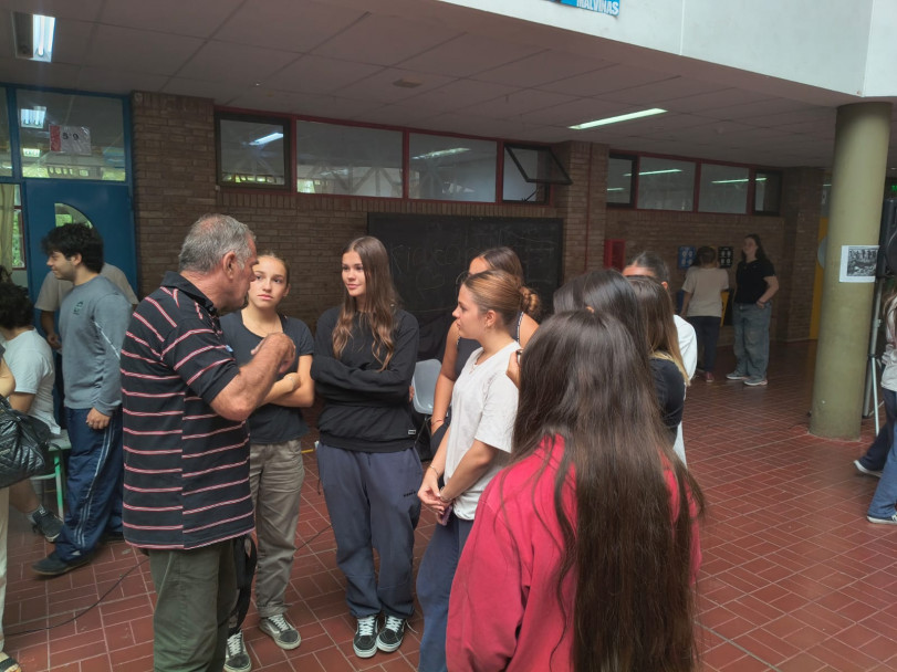 imagen Se llevó a cabo el acto en conmemoración al Día del veterano y caídos en la Guerra de Malvinas