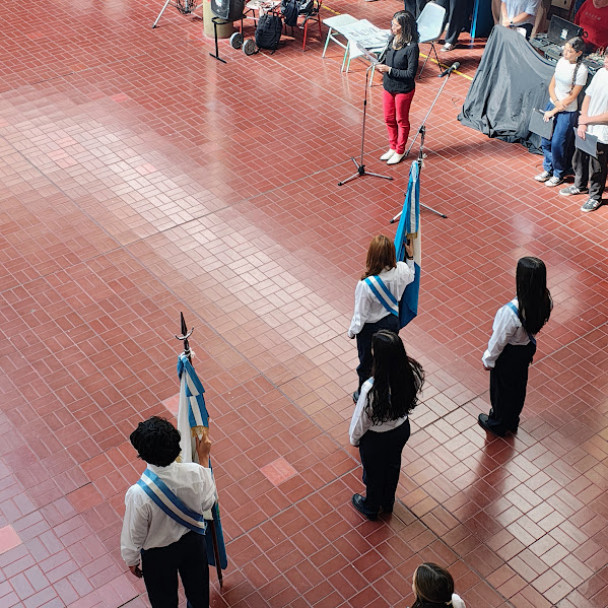 imagen Se llevó a cabo el acto por el Día del Trabajador/a y de la Constitución Nacional Argentina