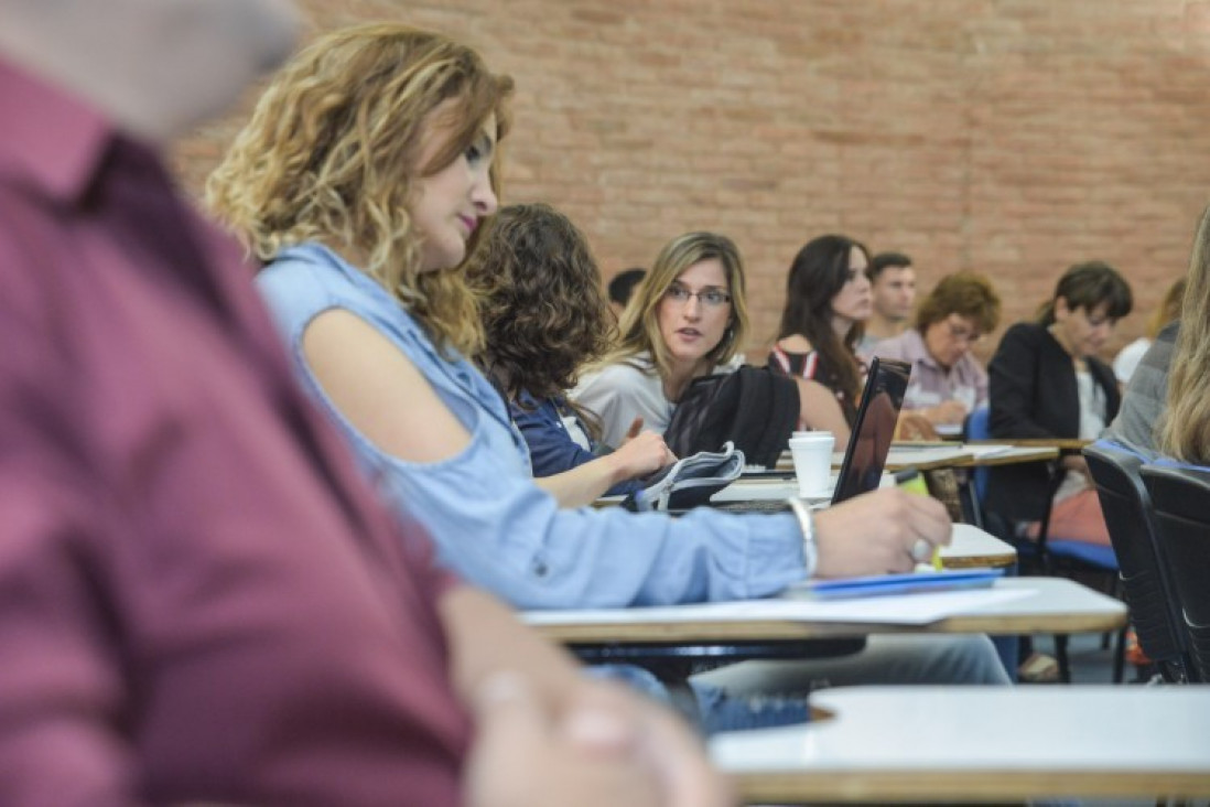 imagen Inscripciones abiertas para el Curso "Sociedad, Educación y TIC"