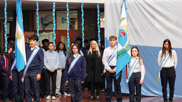 imagen Acto por el Día de la Bandera y Martín Miguel de Güemes.