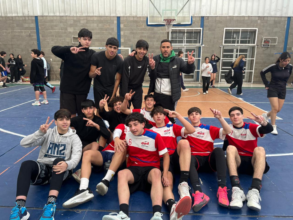 imagen  Nuestros equipos brillaron en los Juegos Intercolegiales de Capital