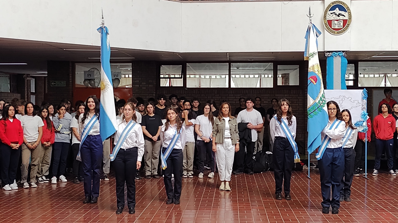 imagen Se desarrollaron los Actos por el Día del Veterano y de los Caídos en la Guerra de Malvinas - 2024