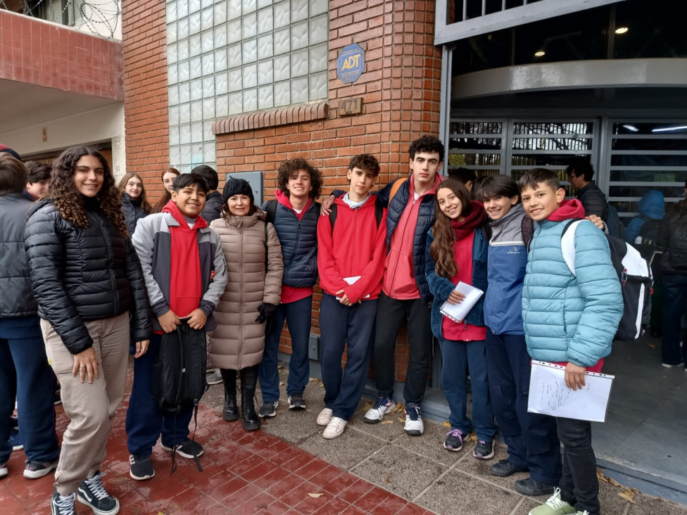 imagen Estudiantes de la escuela aprobaron la instancia intercolegial de OMA