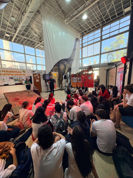 imagen Estudiantes del DAD participaron en la muestra interactiva MENDOCIENCIA