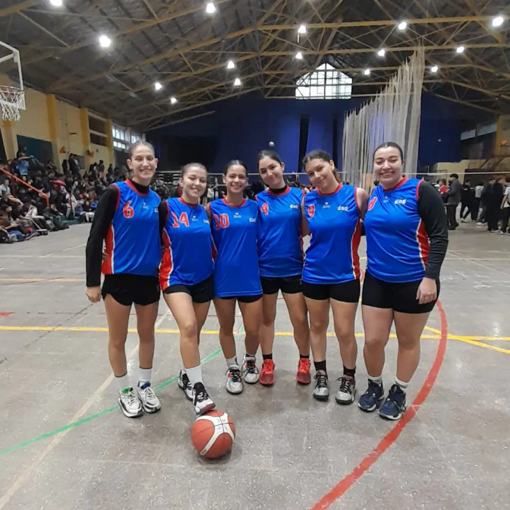 imagen Estudiantes del DAD nos representan en las Jornadas Deportivas N° 38 de la ESTIM 