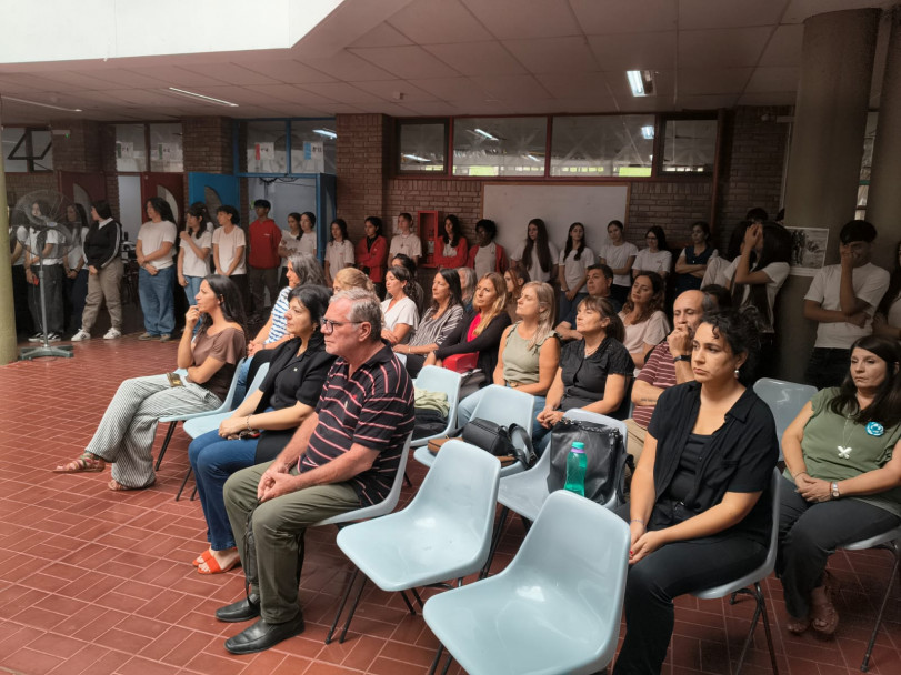 imagen Se llevó a cabo el acto en conmemoración al Día del veterano y caídos en la Guerra de Malvinas