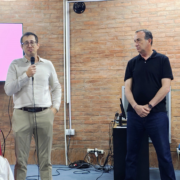 imagen Las bibliotecas de la UNCUYO suman 70 notebooks donadas por PwC Argentina. La biblioteca del DAD recibió dos.