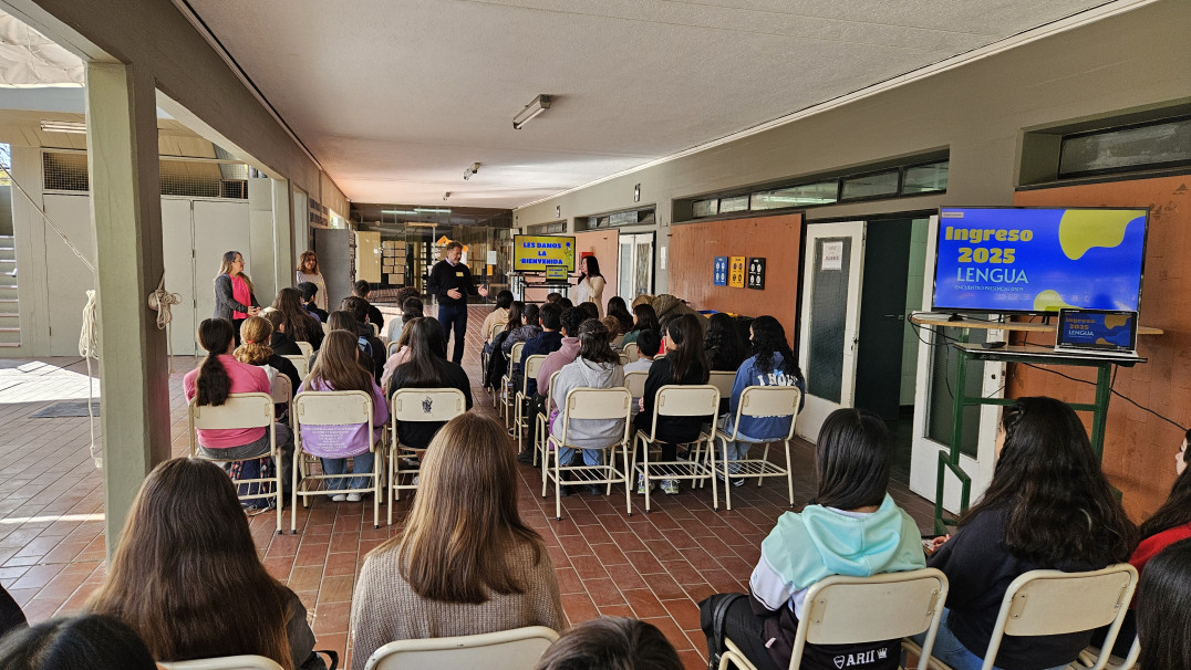 imagen Ingreso a escuelas de la UNCuyo: 2.300 aspirantes participaron del primer encuentro presencial