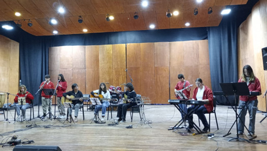 imagen El DAD participó del encuentro musical interescolar organizado por la Escuela del Magisterio