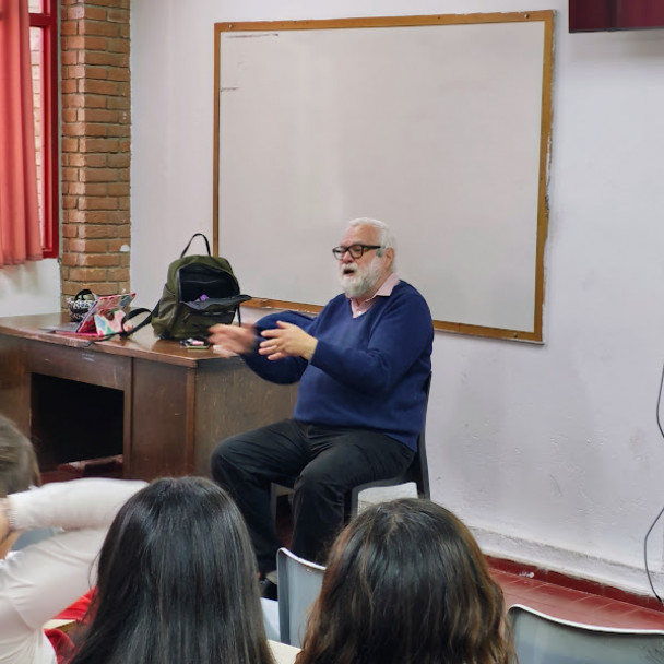 imagen El surgimiento de las Ciencias Sociales, conversatorio con el Dr. Roberto Follari