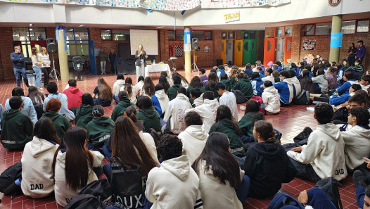 imagen Se llevó a cabo una charla taller sobre "Salud Financiera".
