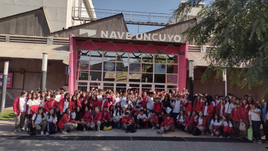 imagen Salida didáctica con los primeros años del turno tarde a la Nave Universitaria