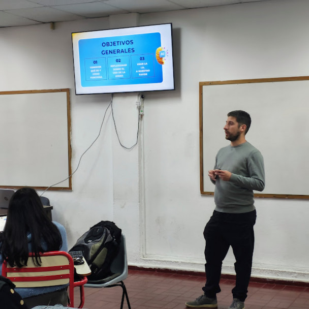 imagen Se llevo a cabo el encuentro presencial del curso de Inteligencia Artificial aplicada a la práctica docente