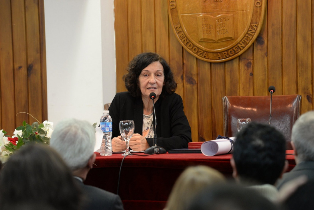 imagen Filosofía y Letras relanza la librería Liliana Bodoc