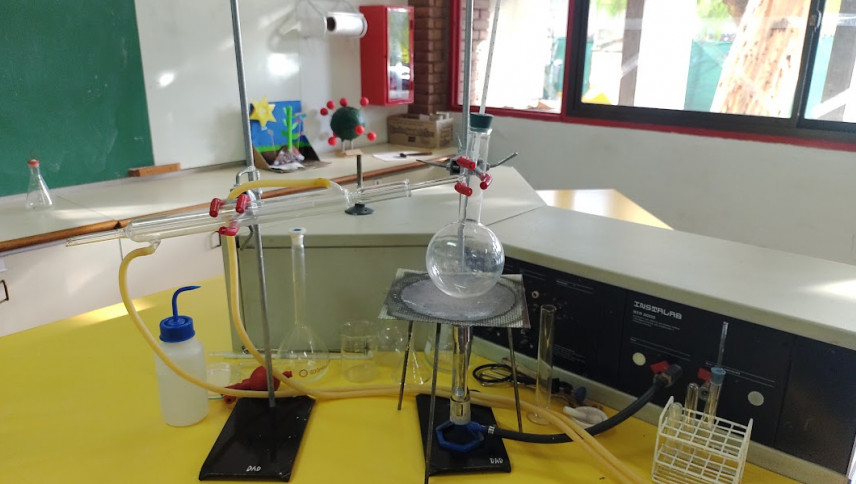 imagen Tutorías de Química I y Química del Carbono