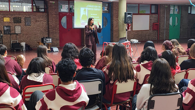 imagen Educación Financiera para Adolescentes: una jornada clave para el futuro