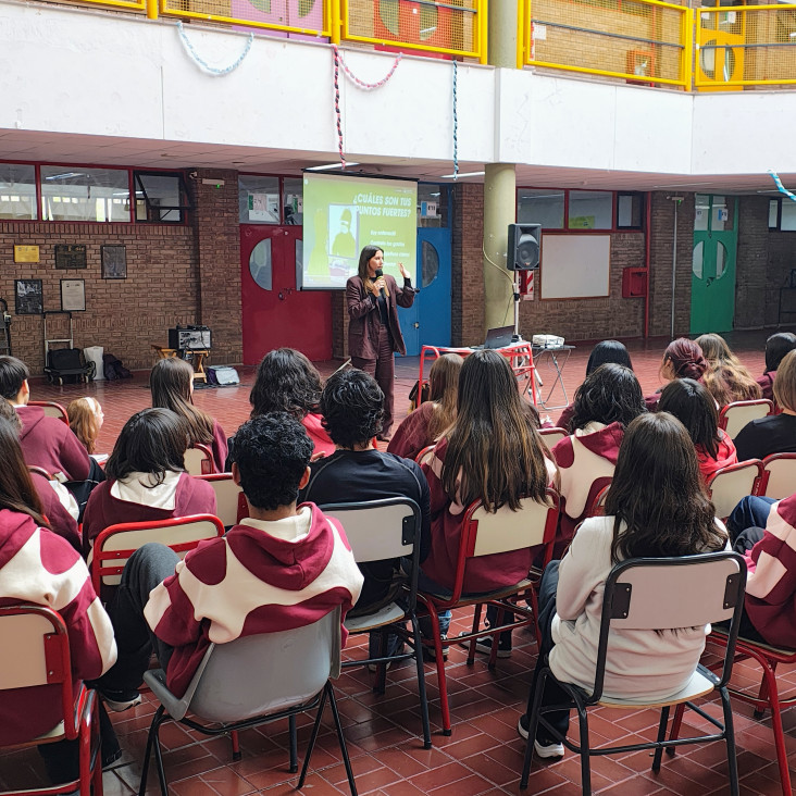 imagen Educación Financiera para Adolescentes: una jornada clave para el futuro