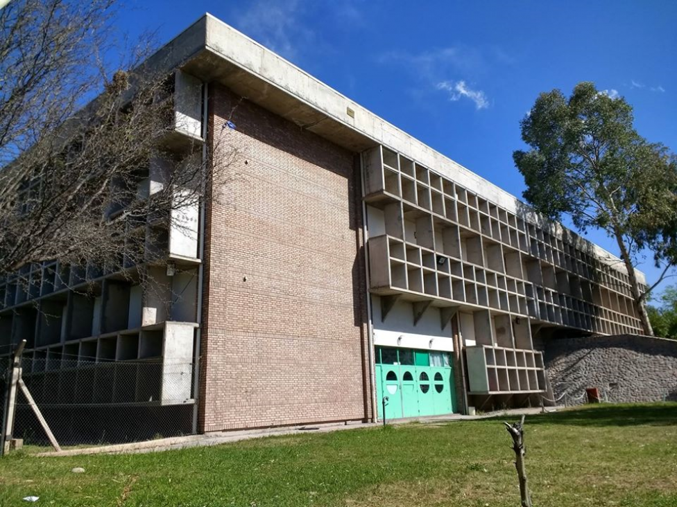 imagen Autoridades de la UNCUYO extendieron el calendario en las escuelas secundarias