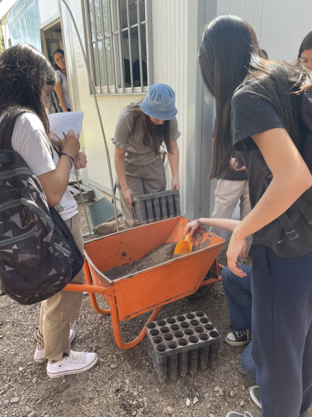 imagen Salida didáctica al Banco de Germoplasma con estudiantes del turno mañana