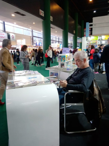 imagen Nuestras bibliotecarias estuvieron en la Feria Internacional del Libro de Buenos Aires