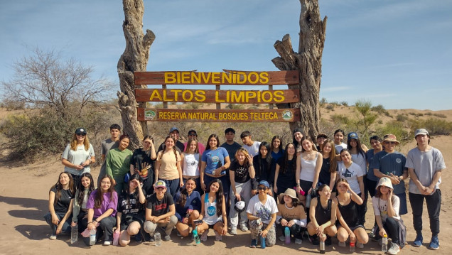 imagen Estudiantes de 5º año realizaron una visita a la Reserva Natural y Cultural Bosques Telteca y a Los Altos Limpios