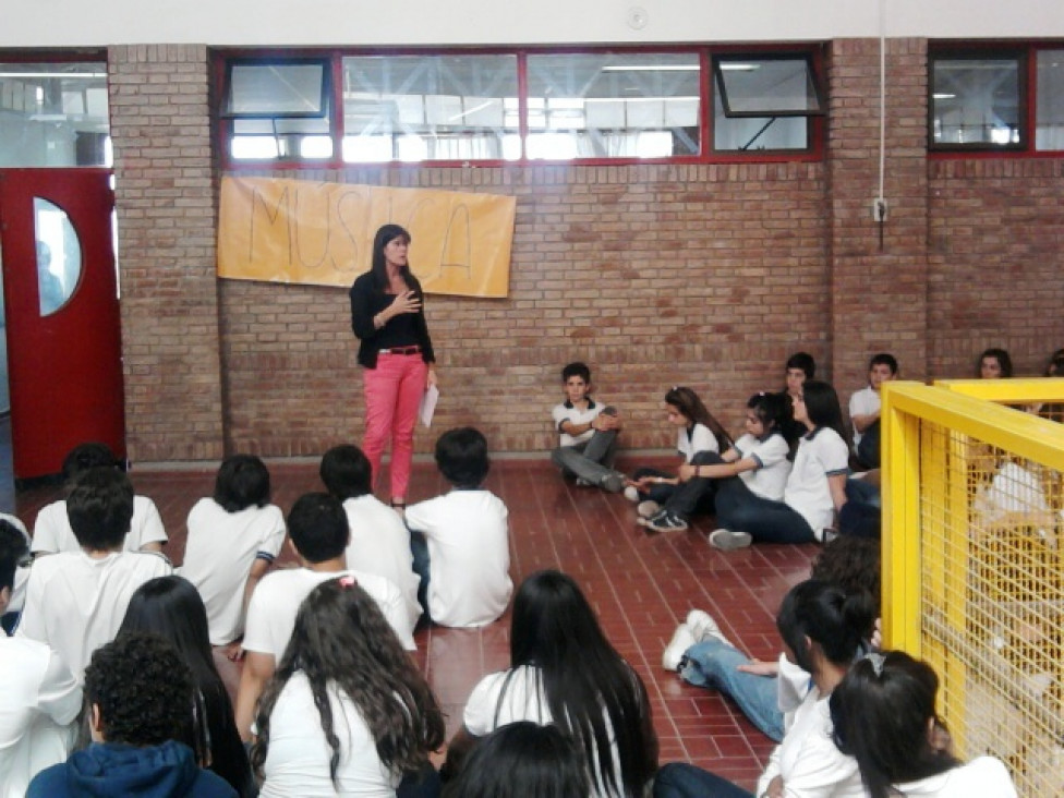 imagen Proyectos estudiantiles 2012. Fotos de charlas de orientación vocacional