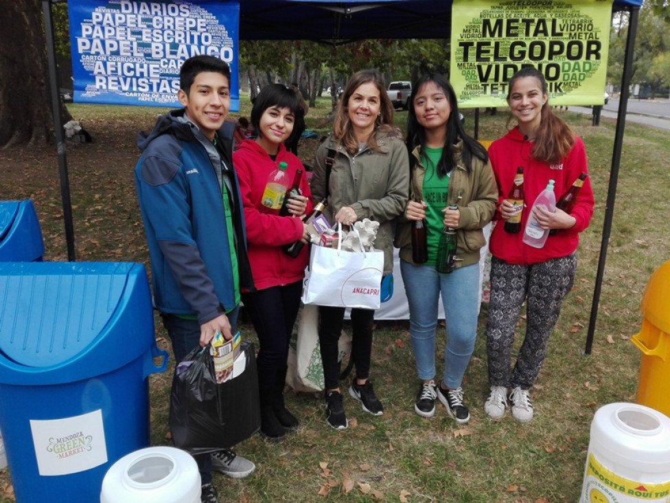 imagen El DAD hace un Buen Papel. La Brigada Verde en el Mendoza Green Market