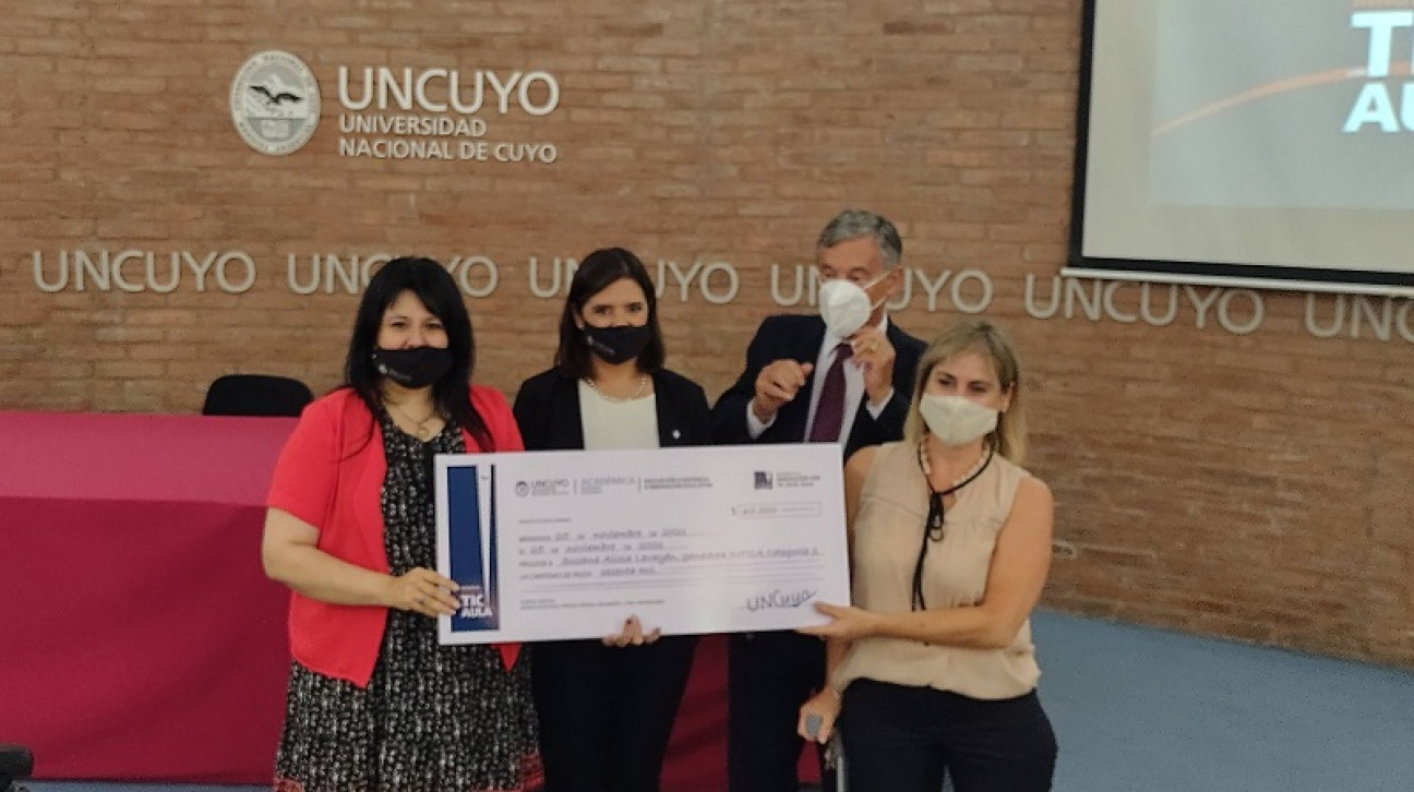 imagen Se reconocieron las y los docentes innovadores de la UNCuyo