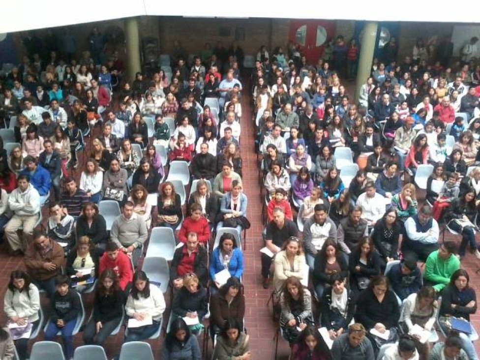 imagen Reunión de padres de alumnos de 1º año 2016