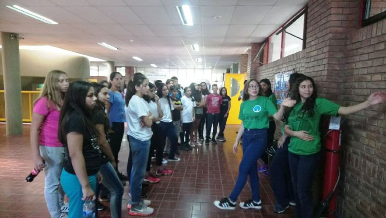 imagen El dad hace un buen papel en la jornada de ambientación para alumnos de 1° año 2018