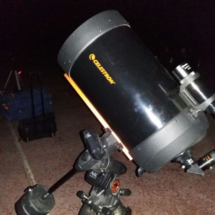 imagen Observación Del Cielo Con Instrumentos Ópitcos. Fotos